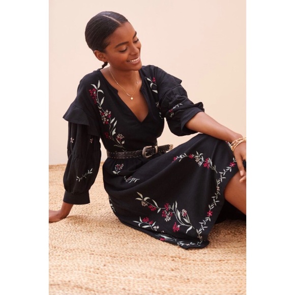 NWT ANTHROPOLOGIE EMBROIDERED MIDI DRESS IN BLACK - Picture 4 of 5